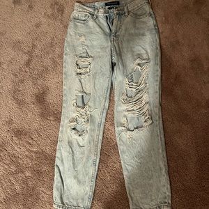 Women’s Aeropostale Size 000 Distressed Lightly Faded Mom Jeans